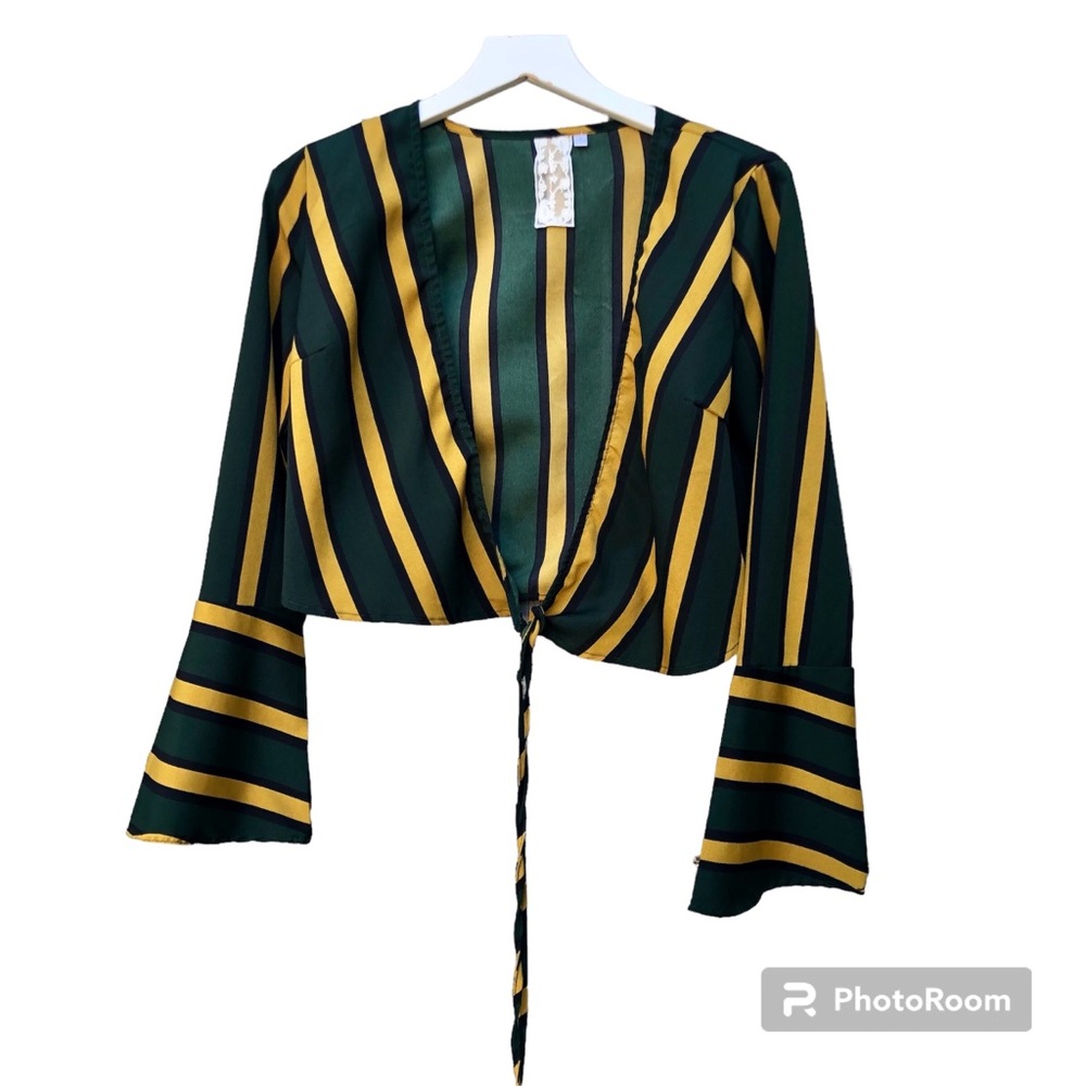 Sadie & Sage Shirt Boho Cropped Blouse Striped Bell Sleeves Sz. Small